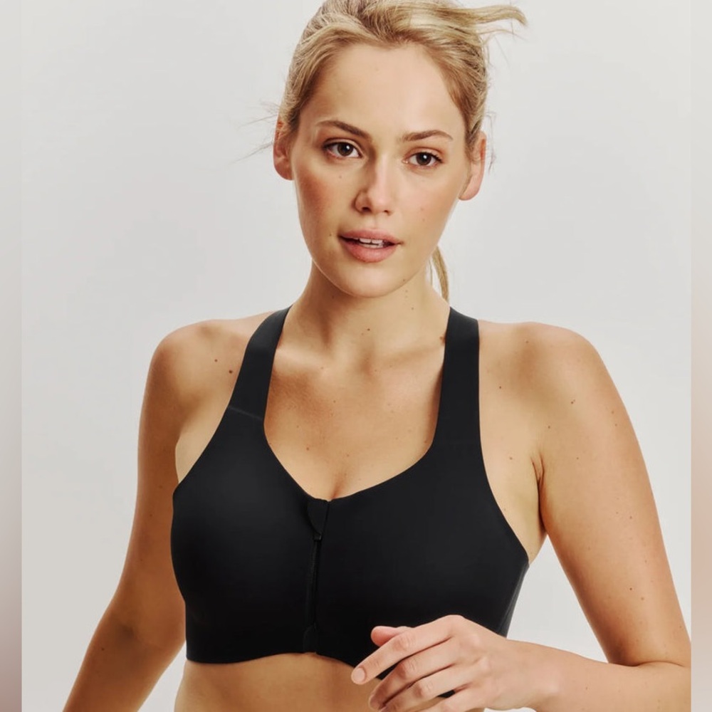 NWT KNIX SIZE 8 Catalyst Front Zip Sports Bra black‎